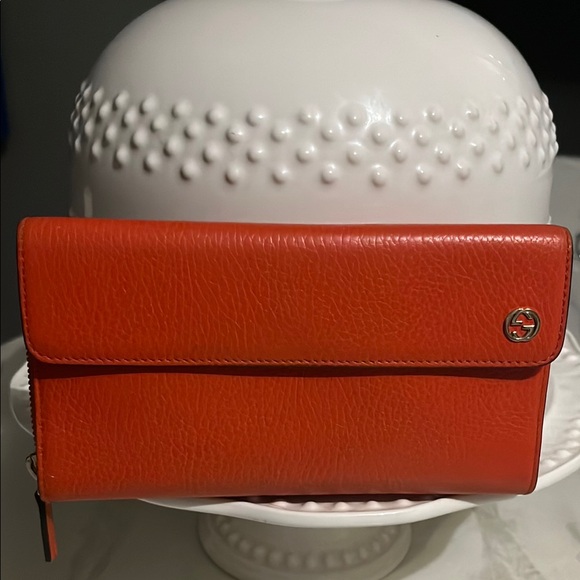 Gucci Orange Leather Wallet - Picture 1 of 10